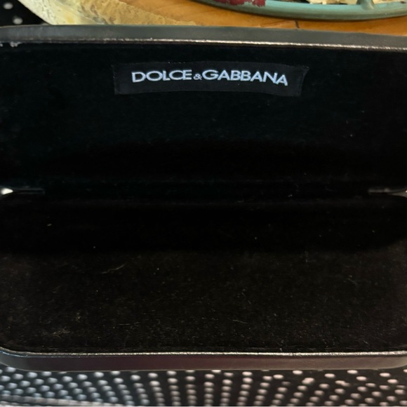 Dolce & Cabana sunglasses case Black with into velvet the the lettering D&B - Picture 3 of 5